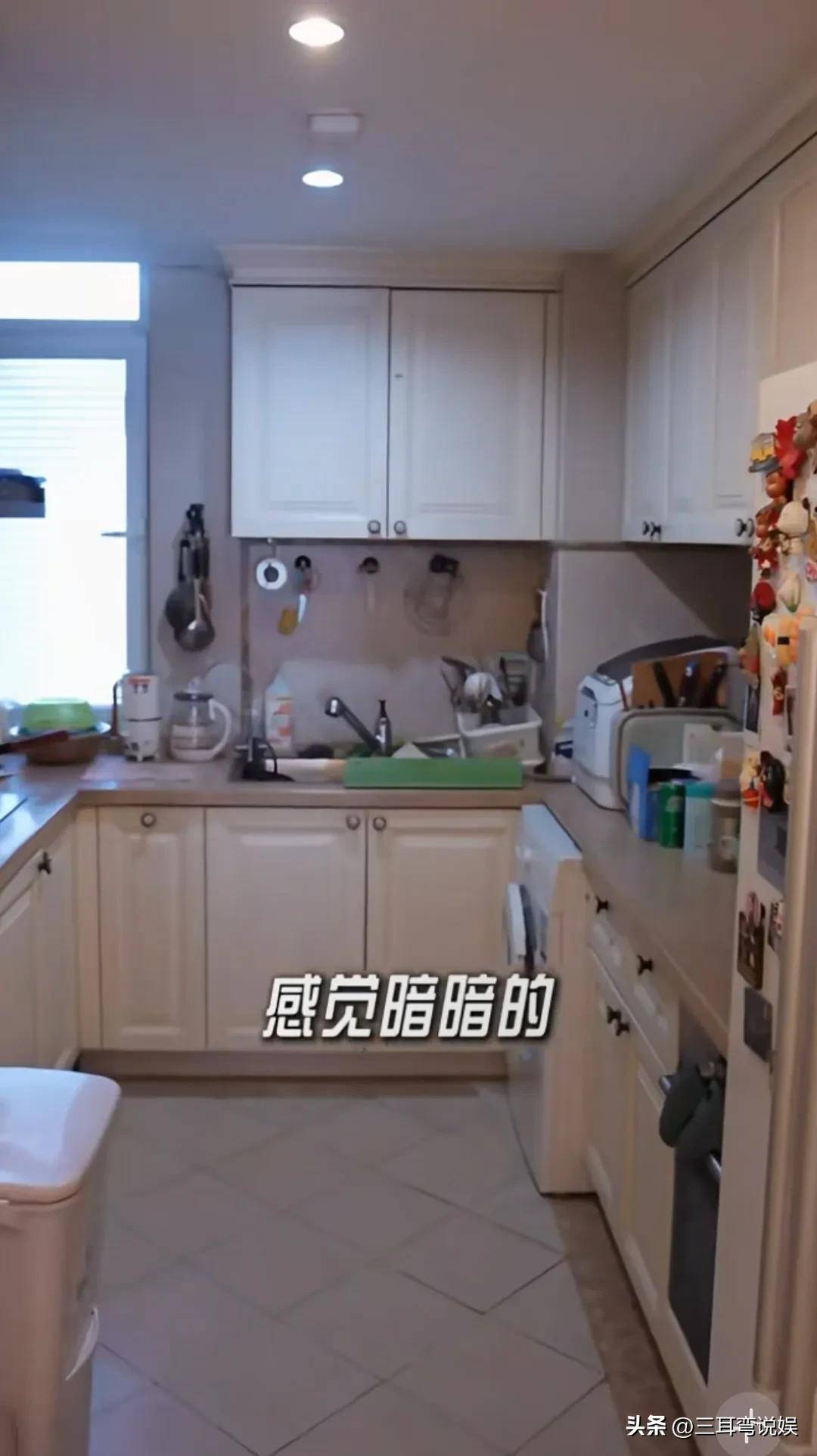 老旧也不大一点不像女明星住的房子开元棋牌吕一首次曝光自己的家装修(图8)